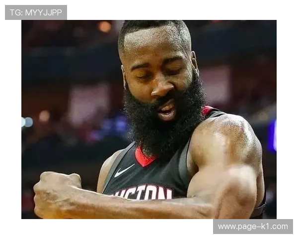 哈登这日常跟赛场差太多了，居然还亲手做饭？真是我见过最接地气的顶级球星