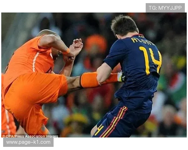 科瓦契奇 vs 德容：带球推进能力对比解析