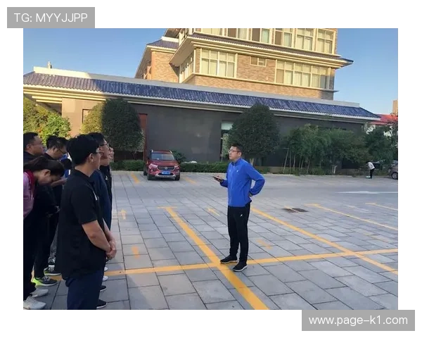 篮球假摔判罚标准是什么?带你看懂裁判如何认定违规行为 篮球假摔判罚标准是什么?带你看懂裁判如何认定违规行为